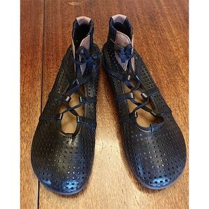 Regarde Le Ciel Lace Up Perforated Flats Euro 37/US 6